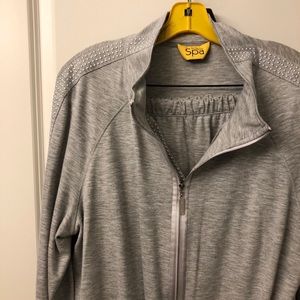 St John jogging suit